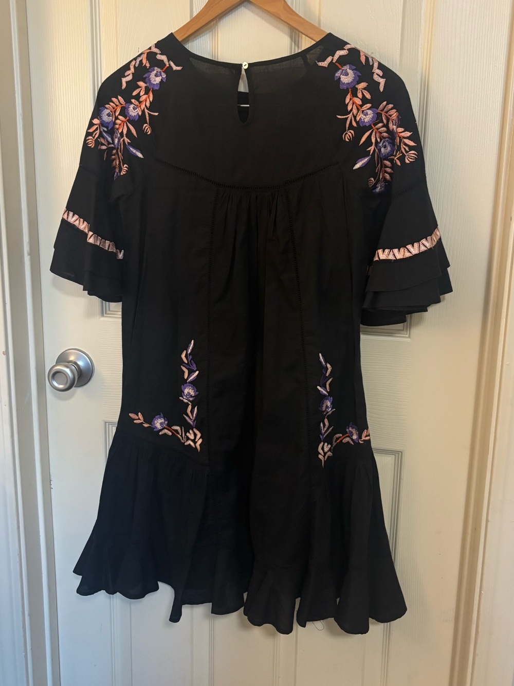 Free People Embroidered Black Mini Dress XS – Fall Boho Floral Back‑to‑School - Picture 7 of 8